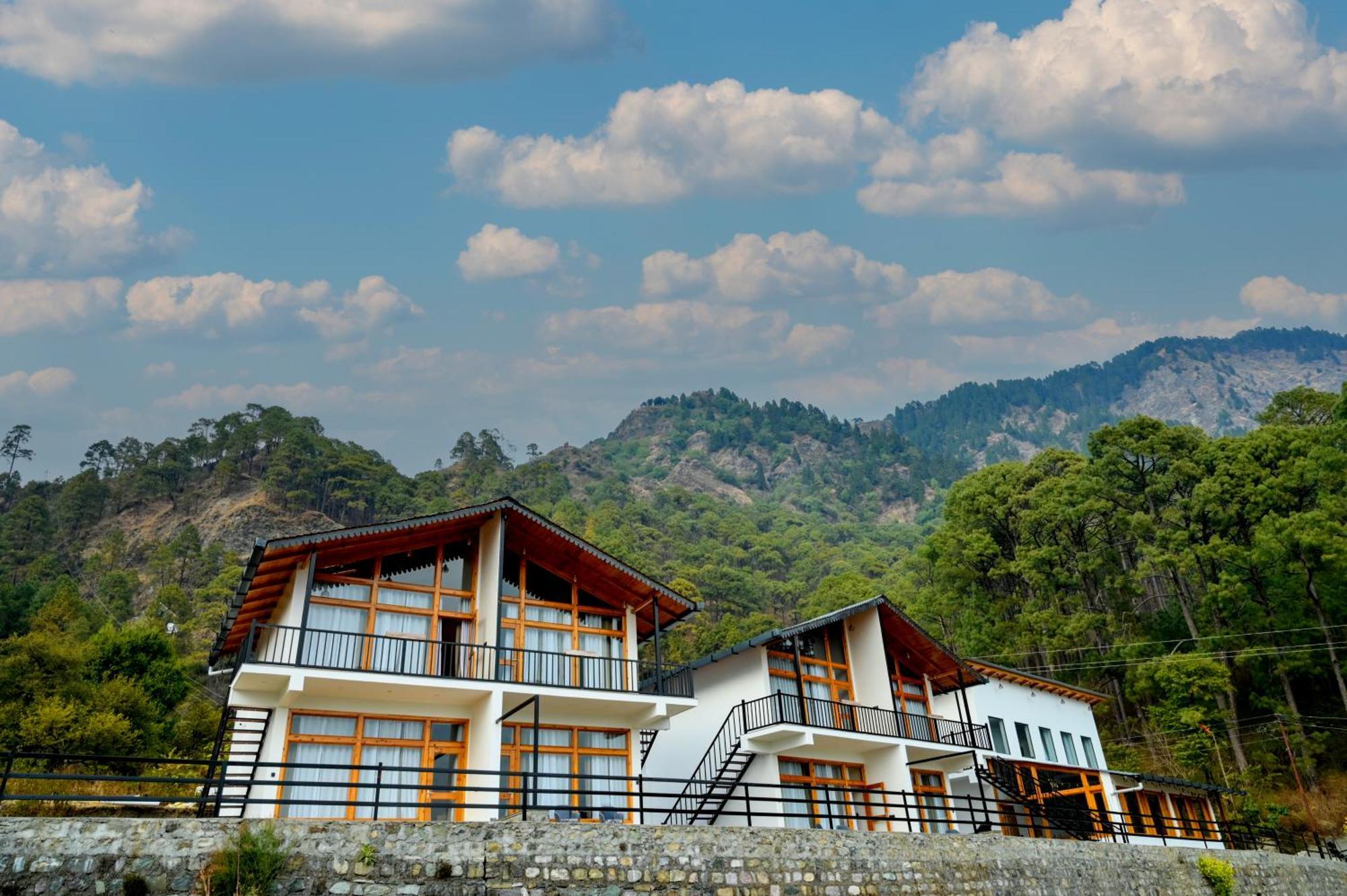 Silver Fern By The Hillside ไนนิตาล ภายนอก รูปภาพ